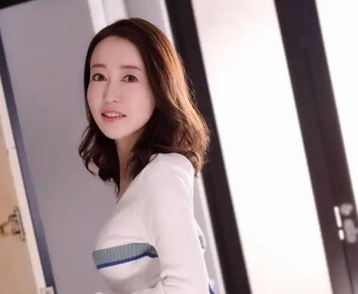 女明星top_女明星ui_av女明星全部