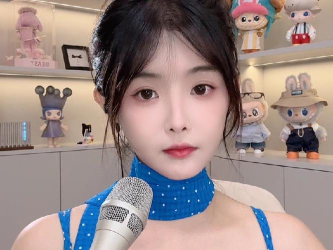 八卦主播头像_八卦主播用的都是什么软件_网红八卦主播兔子牙图片高清版-