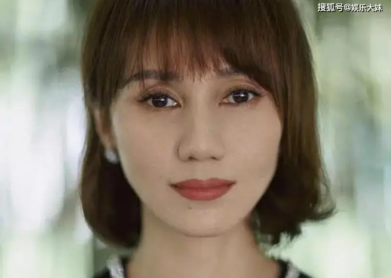 女明星艺术写真_娱乐圈干净女明星_实力派女演员形象