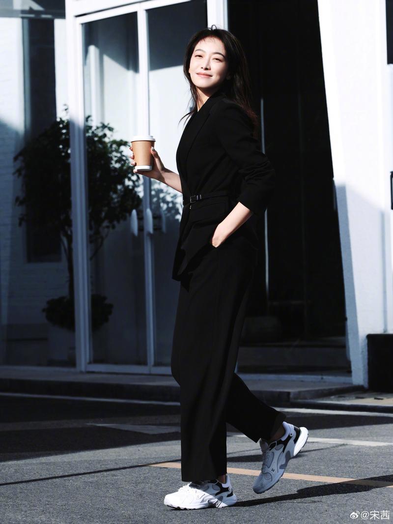 女明星西裤图片 最新红毯同款穿搭